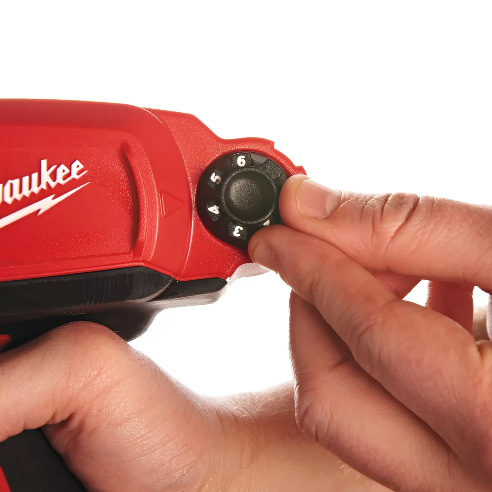 Máy Bơm Keo Milwaukee M12 PCG/310C-0