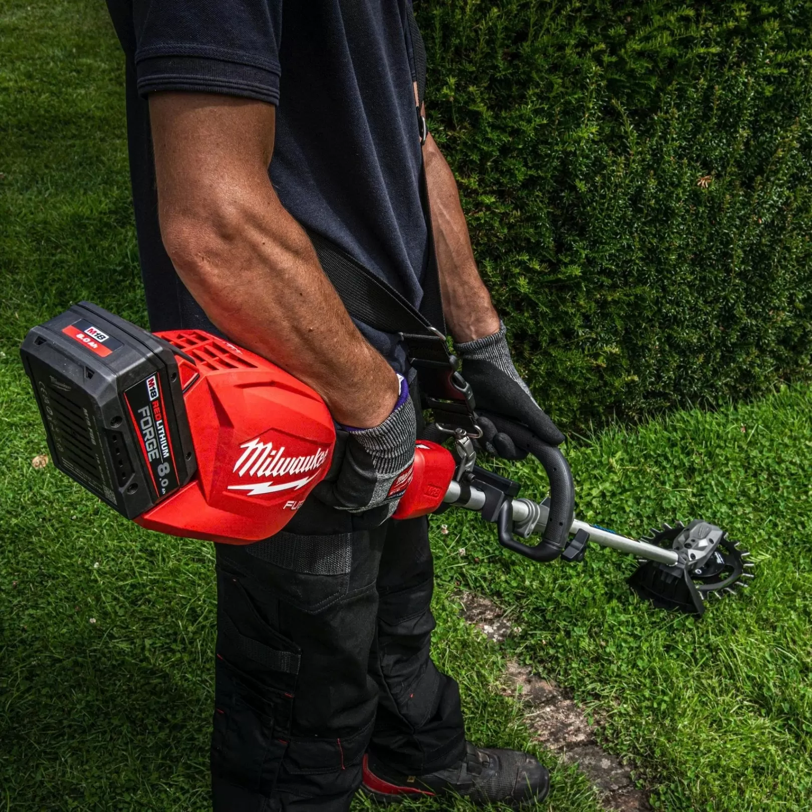 Máy Cắt Cỏ Milwaukee M18 FOPH-0