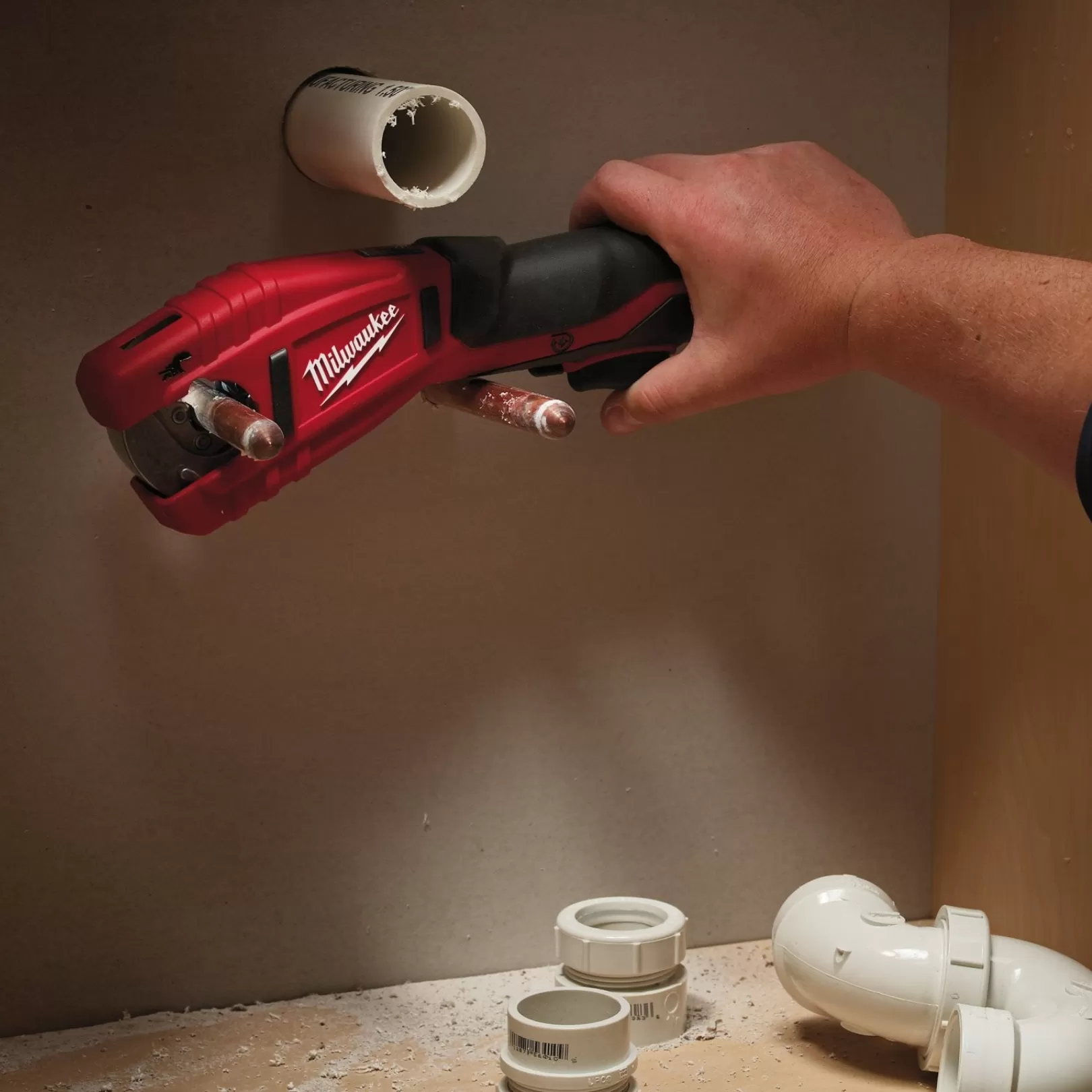 Máy Cắt Ống Đồng Milwaukee C12 PC-0C