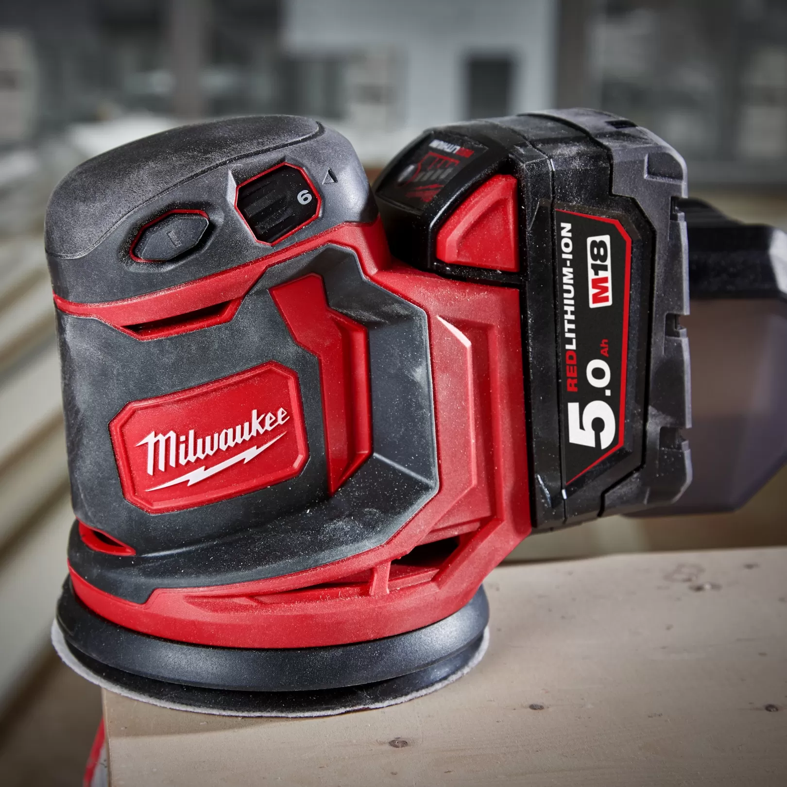 Máy Chà Nhám Milwaukee M18 BOS125-0X0