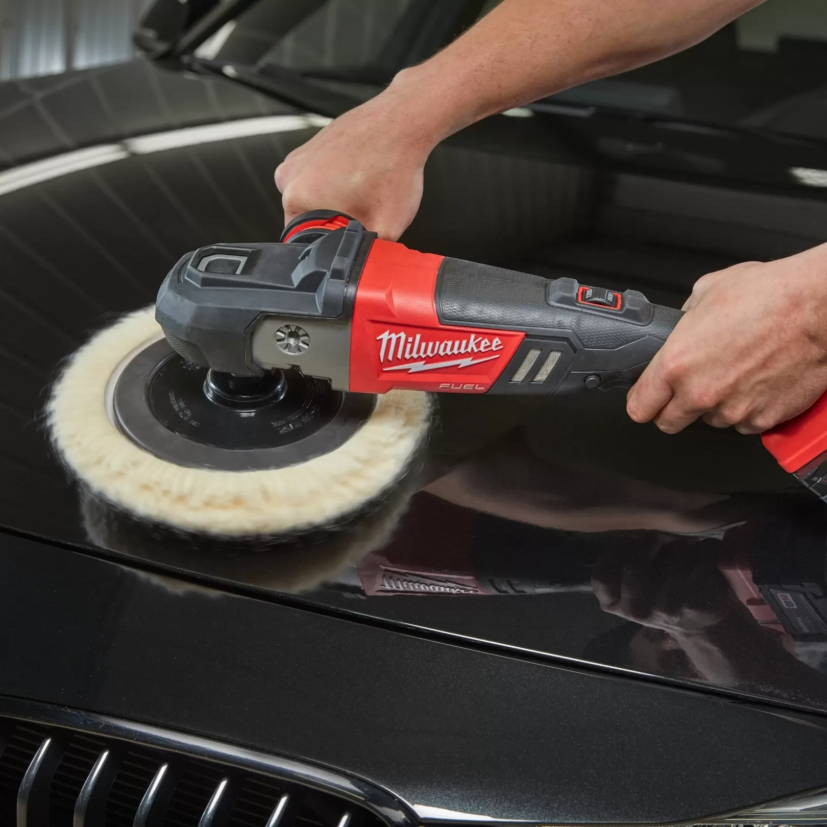 Máy Đánh Bóng Milwaukee M18 FAP180-0X