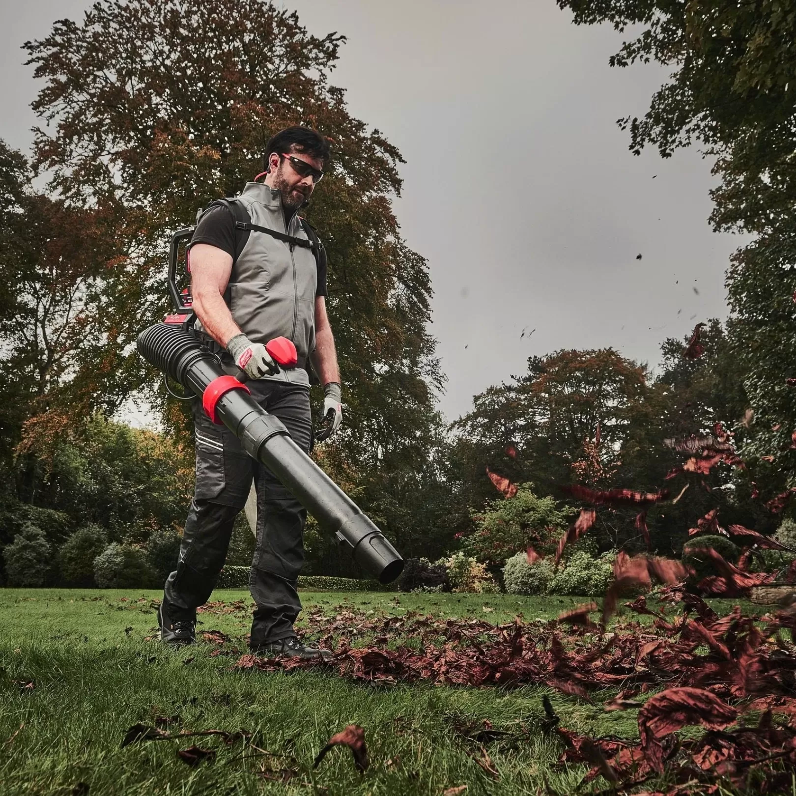 Máy Thổi Bụi Milwaukee M18 F2BPB