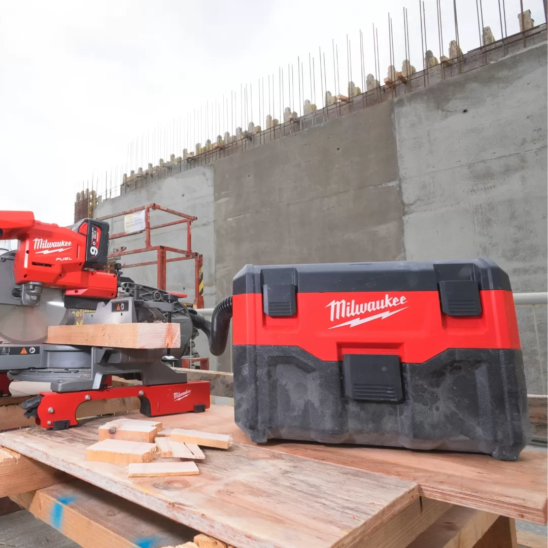 Máy Hút Bụi Khô/Ướt Milwaukee M18 VC2-0