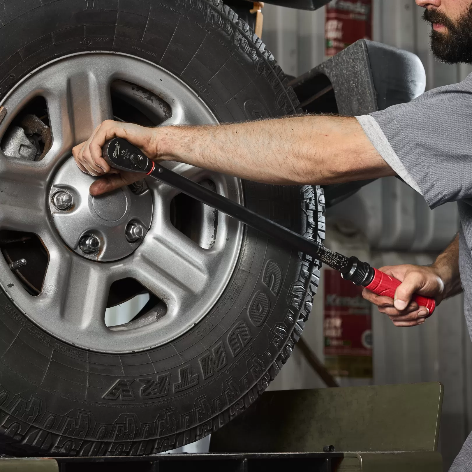 Cờ Lê Lực Khẩu 3/8 Milwaukee 4932500824 (20-100 Nm)