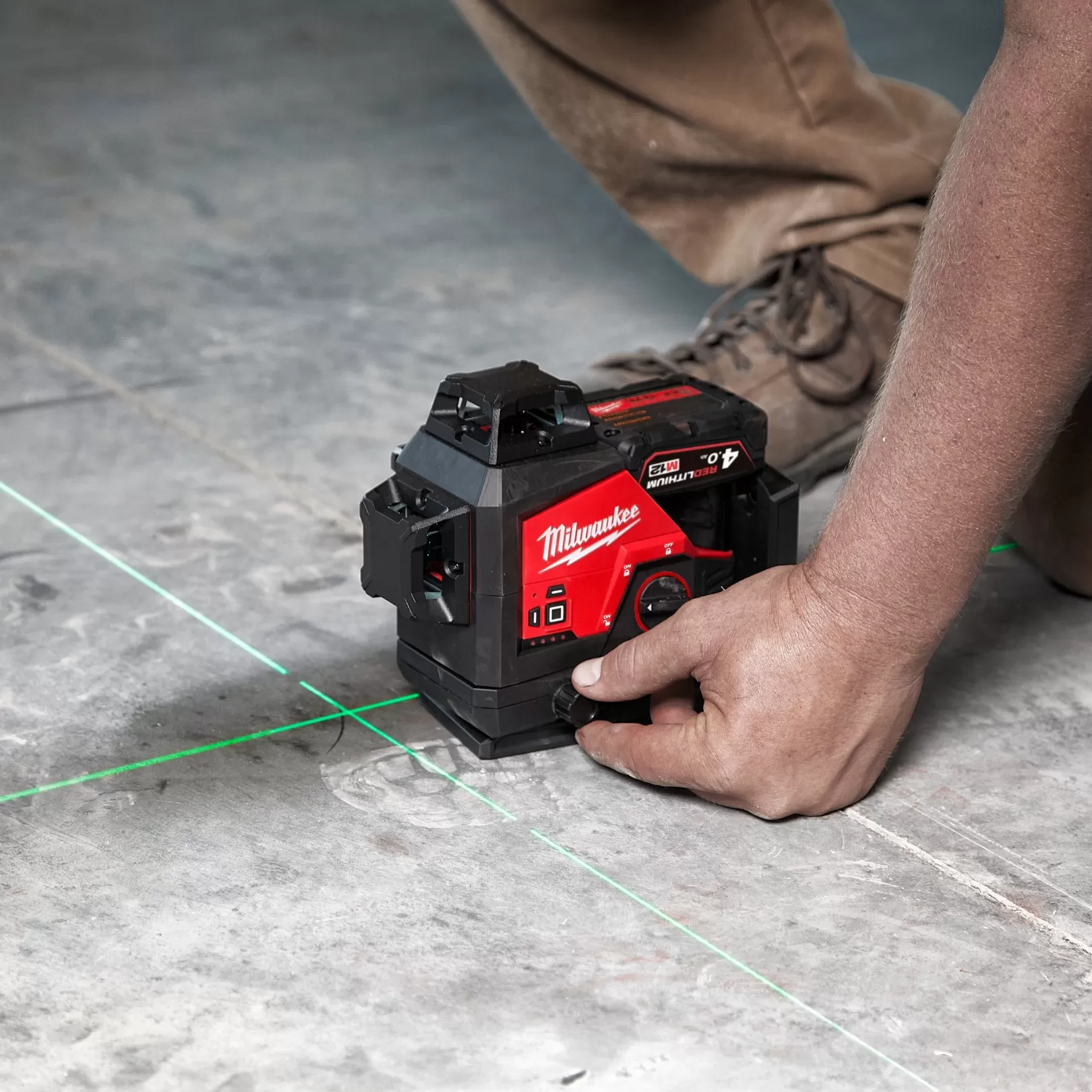 Máy Cân Mực Laser Milwaukee M12 3PL-0