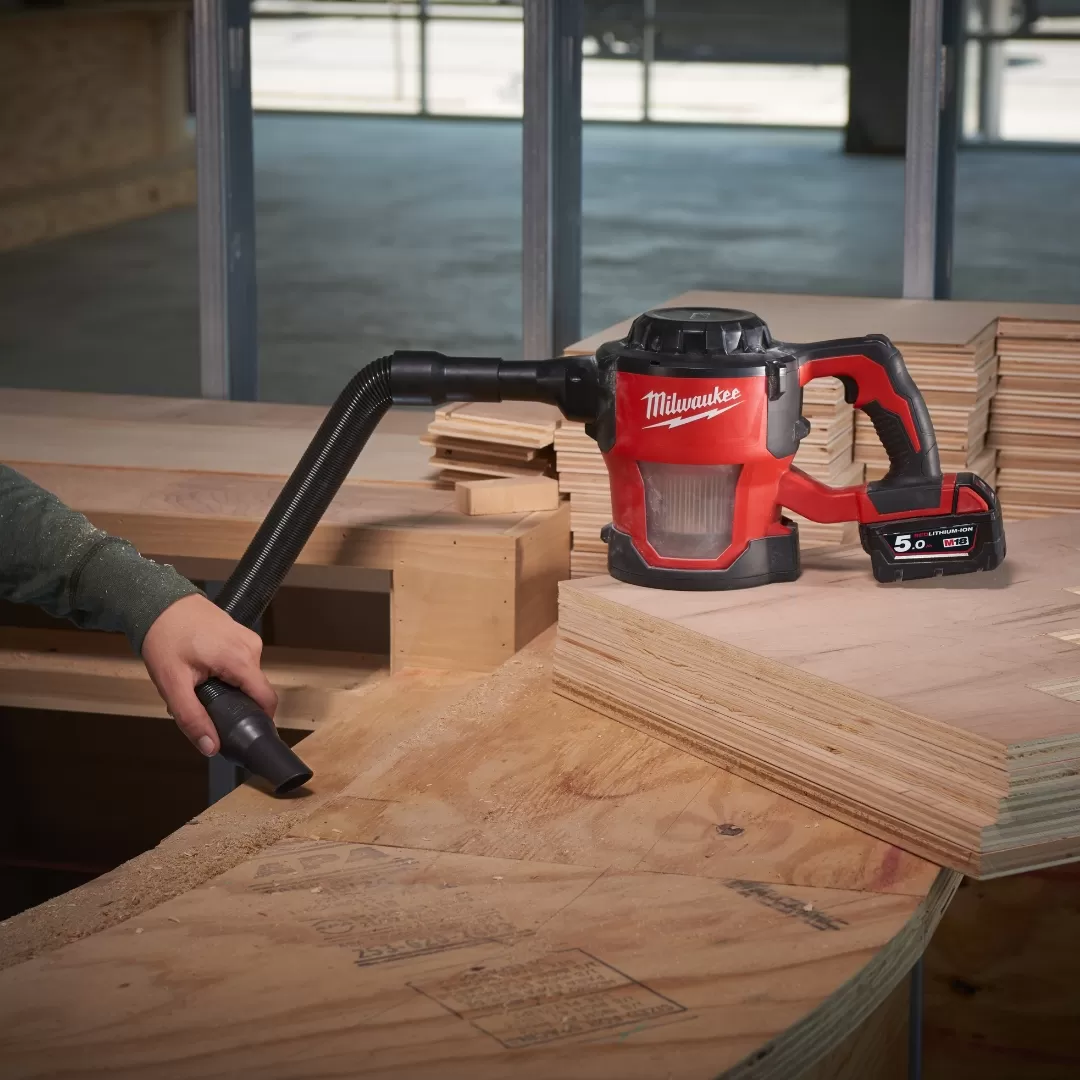Máy Hút Bụi Đa Năng Milwaukee M18 CV-0